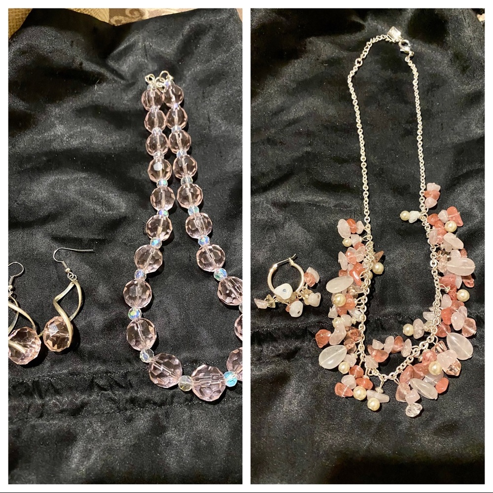 BUNDLE OF JEWELRY - Picture 4 of 12